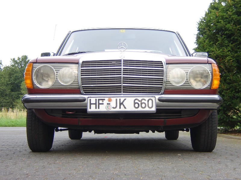 '80 Mercedes 200D